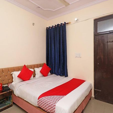 Oyo 30288 Hotel Moon Palace Lucknow Exterior photo